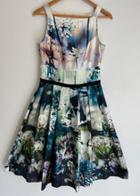 Load image into Gallery viewer, OJAY amazing Lilypad border print Aline pleat dress size 8