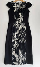 Load image into Gallery viewer, CUE Zip Front Print Centre Pencil Dress Size 6 BNWT $295