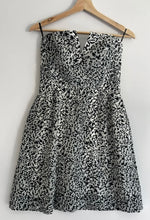 Load image into Gallery viewer, SCANLAN &amp; THEODORE Cheetah Print Strapless A Line Dress Size 8