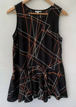 Load image into Gallery viewer, (Preloved) VERY VERY amazing Printed Sleeveless Rayon Tip Blouse Size 8 10