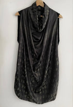 Load image into Gallery viewer, ALISTAIR TRUNG Sleeveless Cowl Neck Drape Tunic Top Blouse Size 4 FIT 12-14